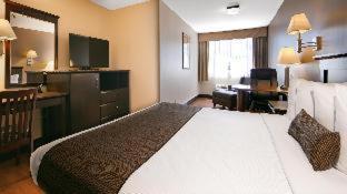 Best Western Plus Dragon Gate Inn Los Angeles Room photo